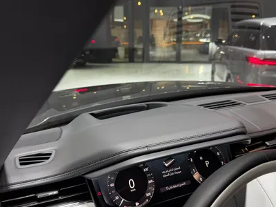 2025 لاند روفر رينج روفر سبورت اتش اس اي