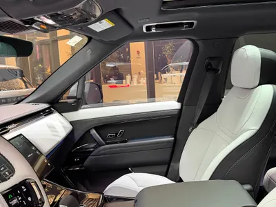 2025 لاند روفر رينج روفر سبورت اتش اس اي