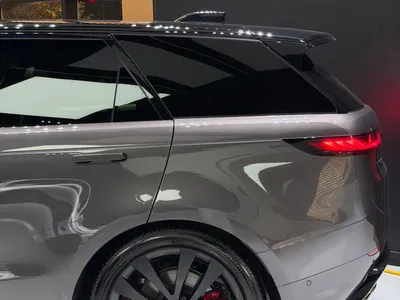 2025 لاند روفر رينج روفر سبورت اتش اس اي