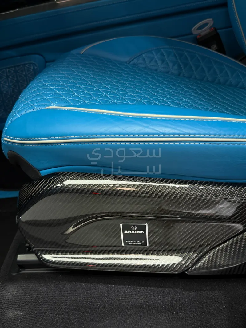 2024 مرسيدس - بنز جي برابوس 900