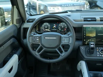 2026 لاند روفر ديفيندر اتش اس اي