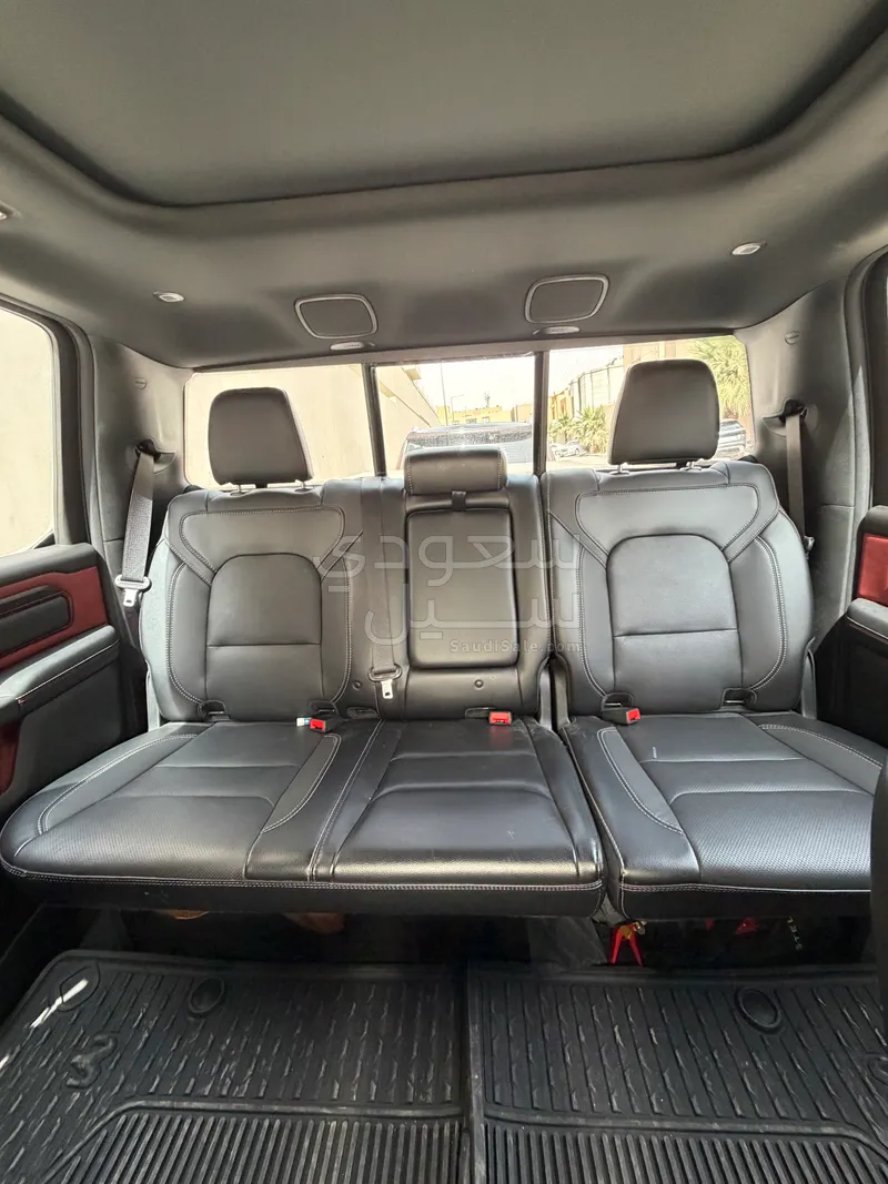 2025 دودج رام ريبل