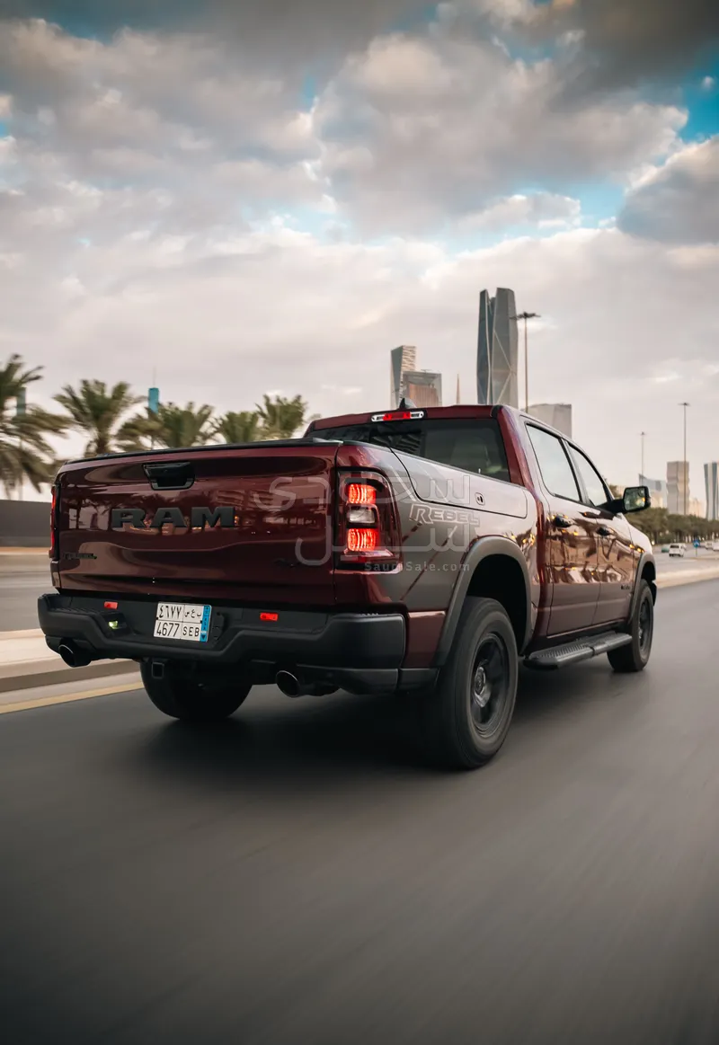 2025 دودج رام ريبل