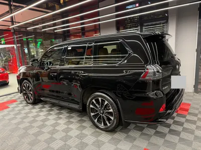 2021 لكزس إل إكس 570