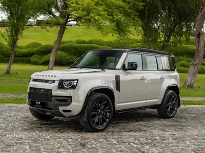 2026 لاند روفر ديفيندر اوكتا