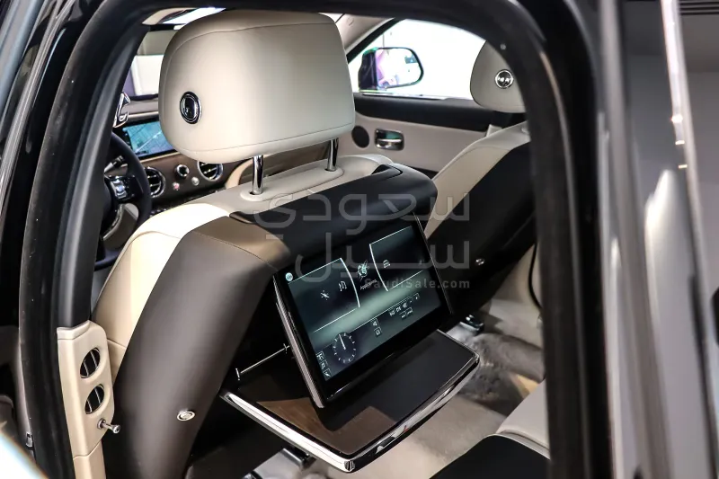 2022 رولز رويس قوست