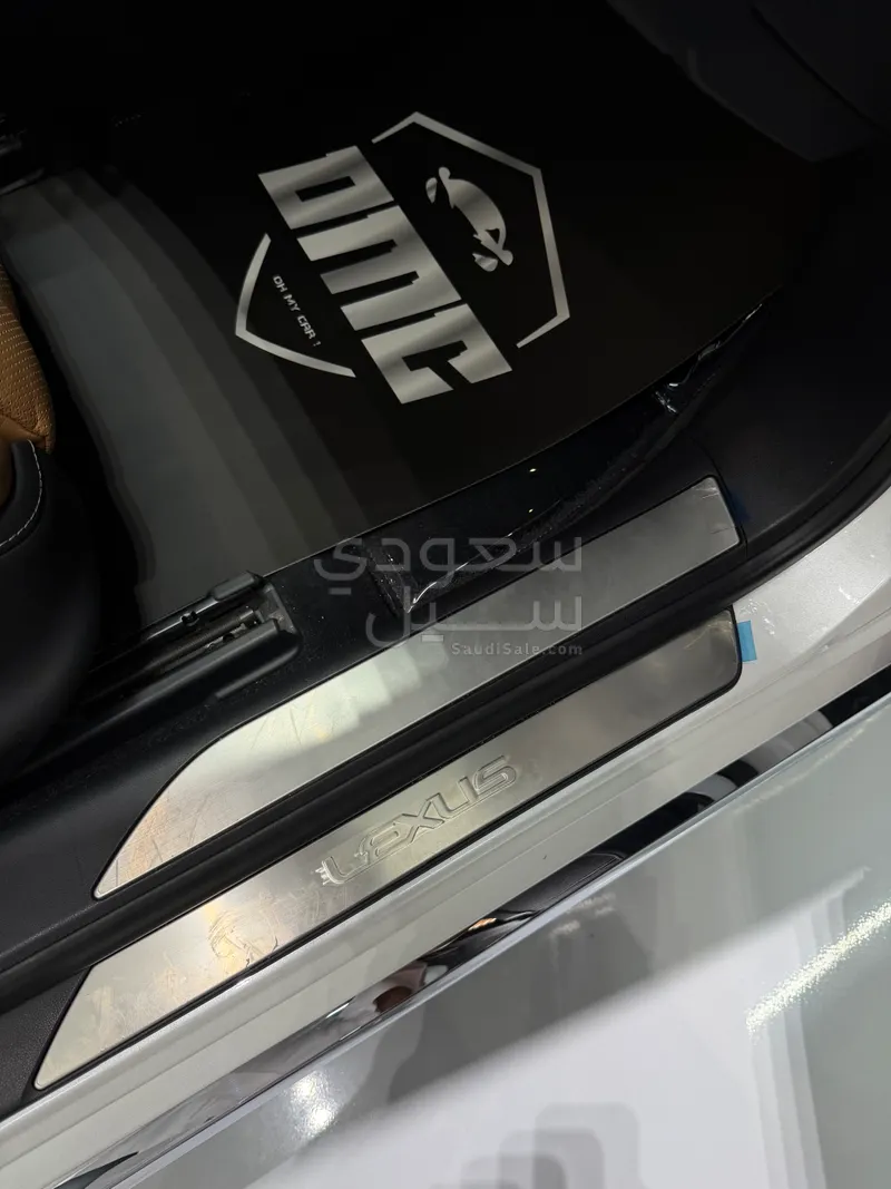 2022 لكزس إل إس 500