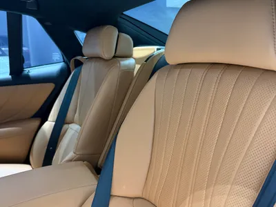 2022 لكزس إل إس 500