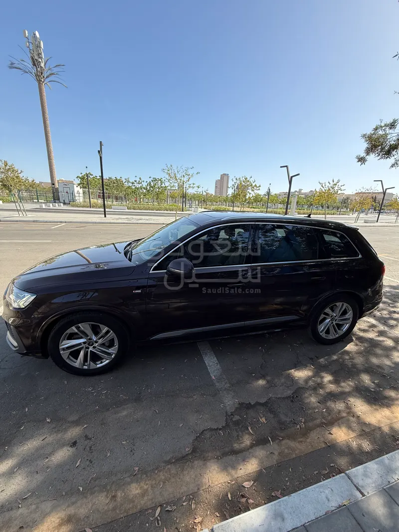 2021 اودي كيو 7 اس لاين