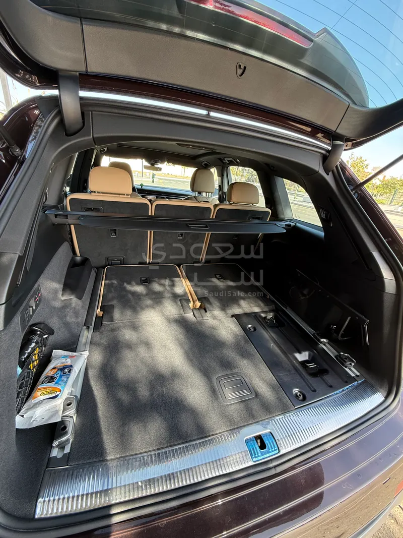 2021 اودي كيو 7 اس لاين