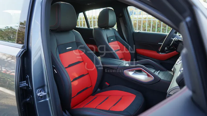 2026 مرسيدس - بنز جي إل إي 53 أي إم جي