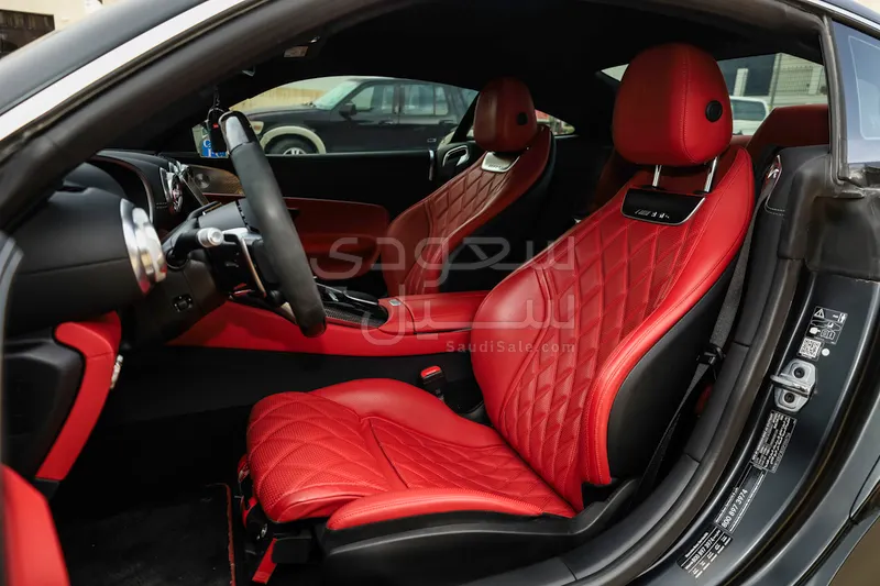 2025 مرسيدس - بنز جي تي 63إس