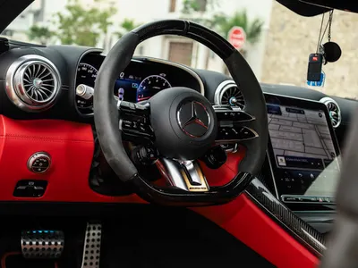 2025 مرسيدس - بنز جي تي 63إس