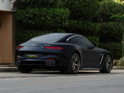 2025 مرسيدس - بنز جي تي 63إس