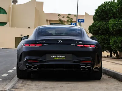 2025 مرسيدس - بنز جي تي 63إس