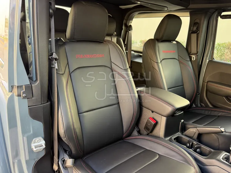 2025 جييب رانجلر ربيكون