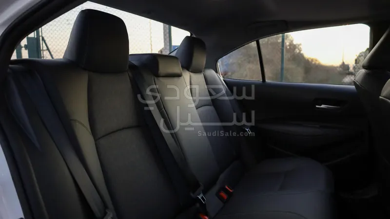 2025 تويوتا كورولا