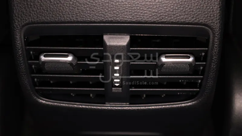 2025 تويوتا كورولا