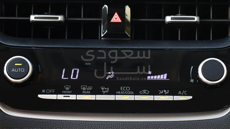 2025 تويوتا كورولا