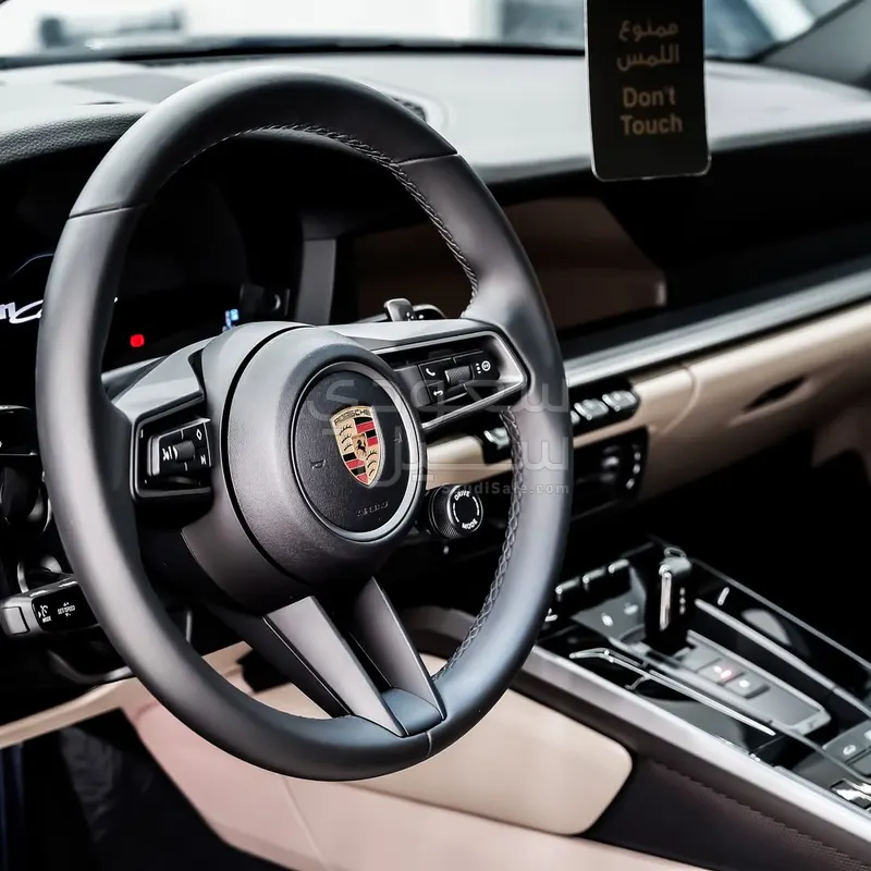 2025 بورش 911 كاريرا