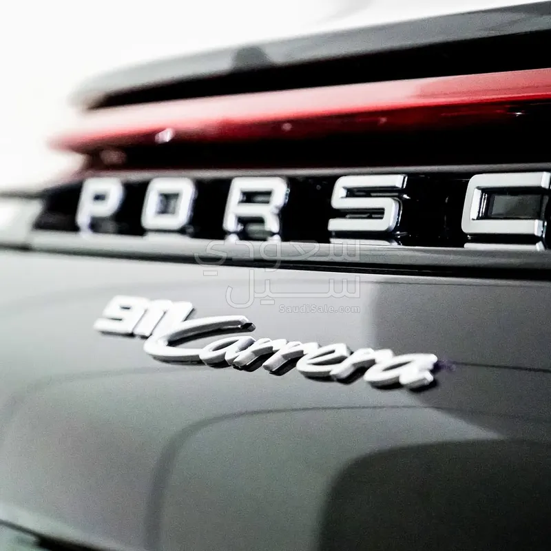 2025 بورش 911 كاريرا