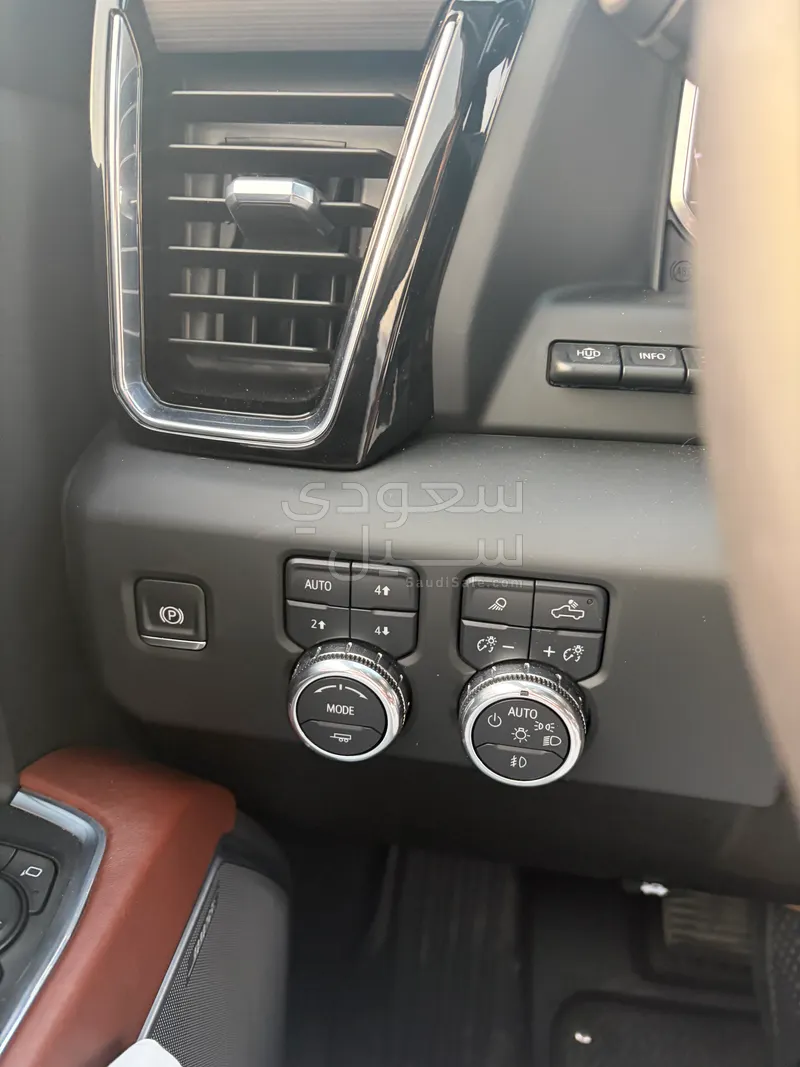 2024 جي ام سي سييرا دينالي