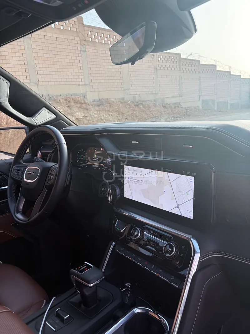 2024 جي ام سي سييرا دينالي