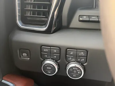 2024 جي ام سي سييرا دينالي