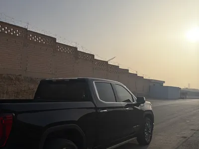 2024 جي ام سي سييرا دينالي