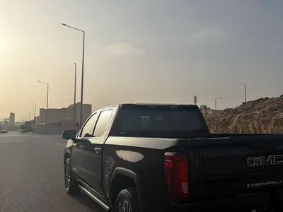 2024 جي ام سي سييرا دينالي