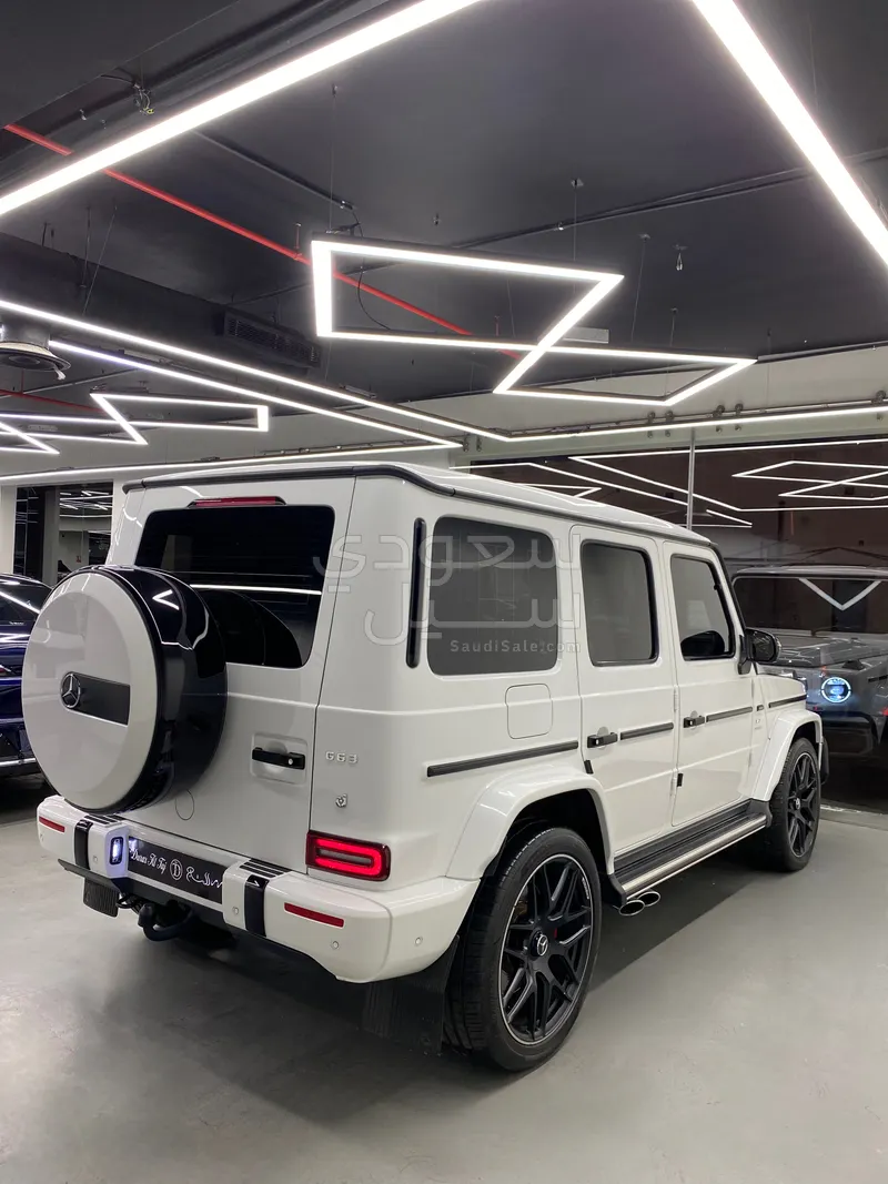 2022 مرسيدس - بنز جي 63 أي إم جي