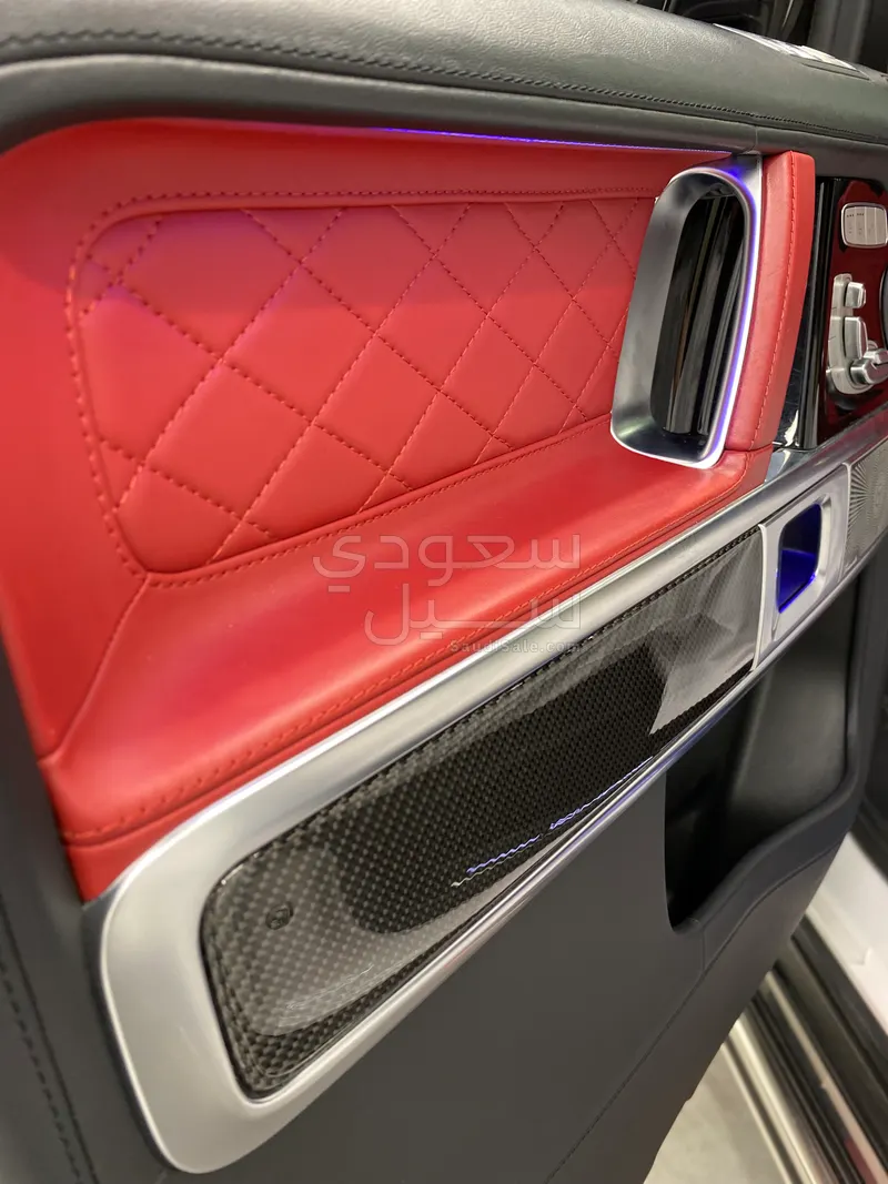 2022 مرسيدس - بنز جي 63 أي إم جي