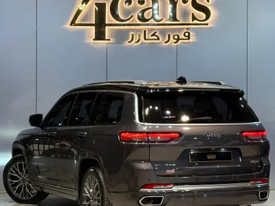 2022 جييب جراند شيروكي ساميت