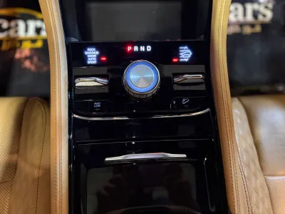 2022 جييب جراند شيروكي ساميت