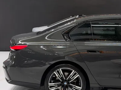 2025 BMW 7 Series 740i
