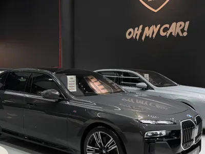 2025 BMW 7 Series 740i