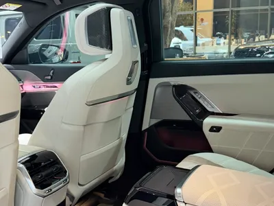 2025 BMW 7 Series 740i