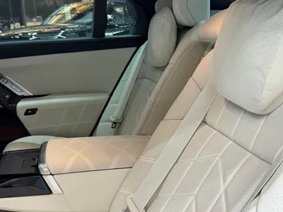 2025 BMW 7 Series 740i