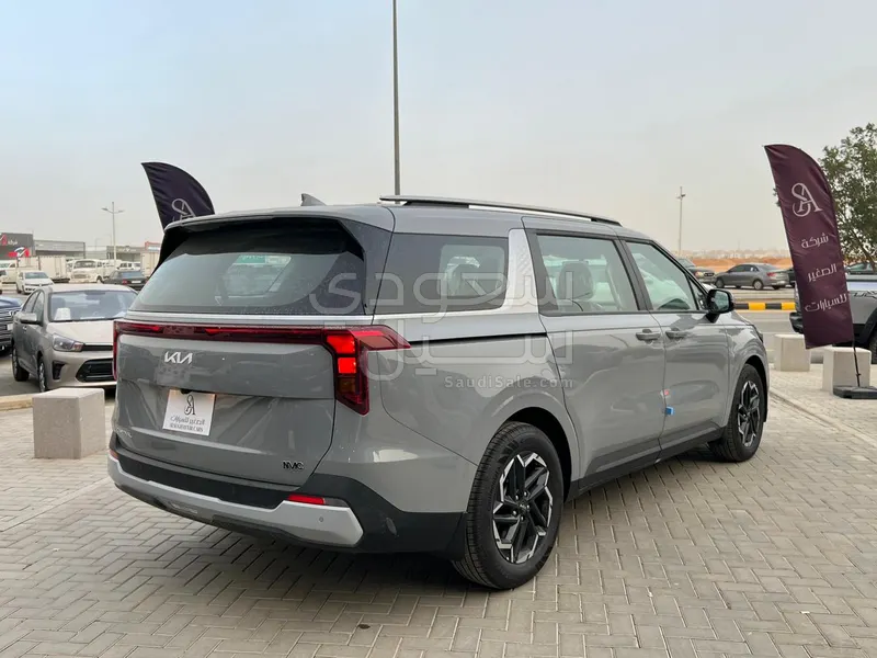 2026 كيا كارنفال