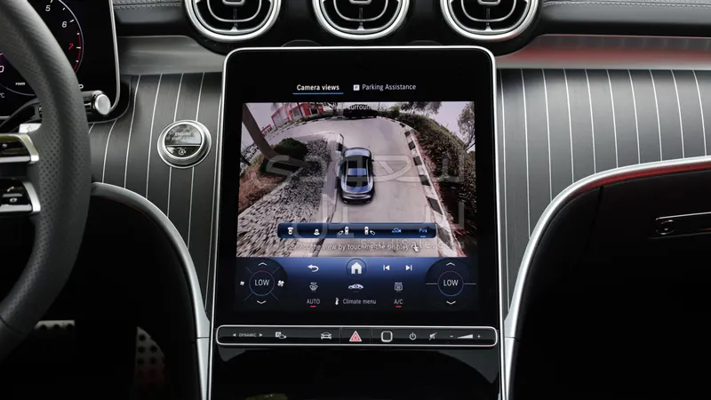 2026 مرسيدس - بنز سي إل إي 200