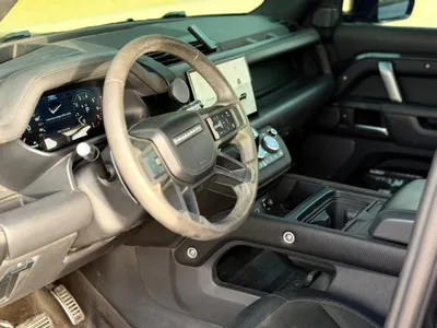 2022 لاند روفر ديفيندر 110