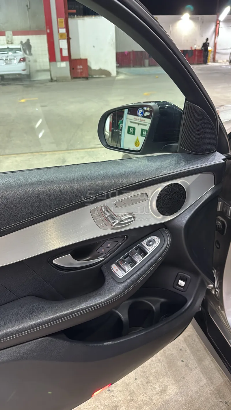 2019 Mercedes-Benz GLC 300