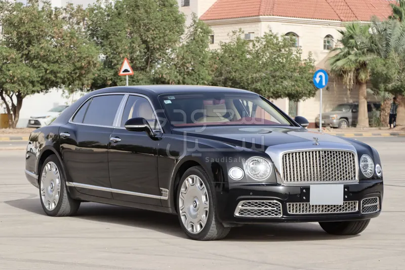 2019 بنتلي مولسان