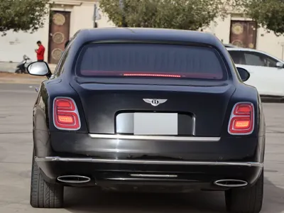 2019 بنتلي مولسان