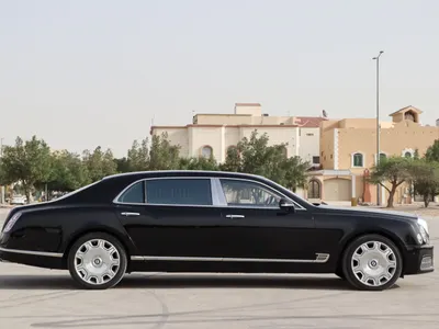 2019 بنتلي مولسان