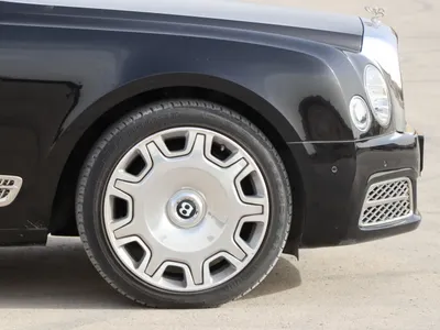 2019 بنتلي مولسان