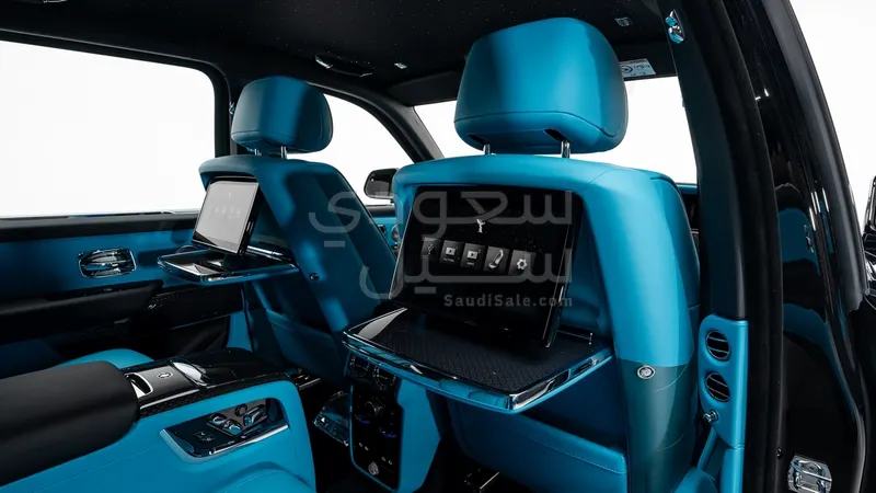 2026 رولز رويس كولينان بلاك بادج