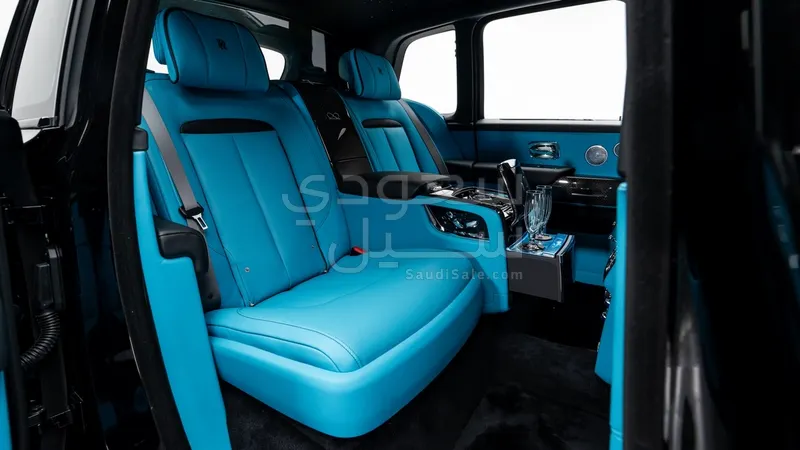 2026 رولز رويس كولينان بلاك بادج