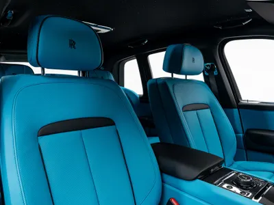 2026 رولز رويس كولينان بلاك بادج