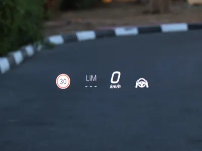 2026 مرسيدس - بنز إي 200